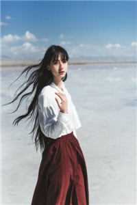 洪水淹死公婆那天，老公却为白月光庆生完结