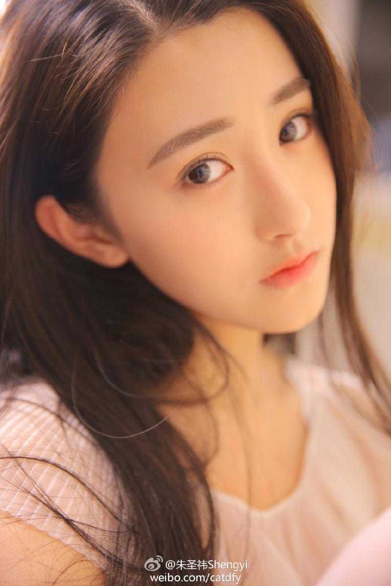 老公带着怀孕的白月光回家，我成了多余的免费看