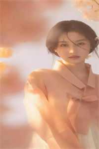 藏起催情画像后，天阉老公将我锁进无边泳池TXT