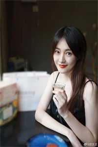 缝尸十八年供儿女上名校，前妻却带他们改嫁豪门无删减