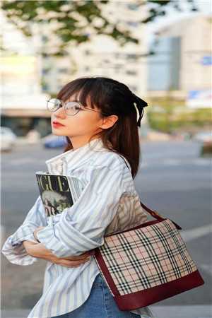 妻子先救了狗无删减