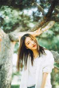 爸妈给女婿的传家玉牌,被丈夫戴在了秘书的狗身上完整