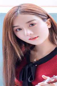 扶他成为顶流后，他选择初恋完整