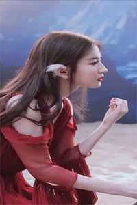 七彩鱼鳞被老公拍卖后，我反手点天灯无删减版